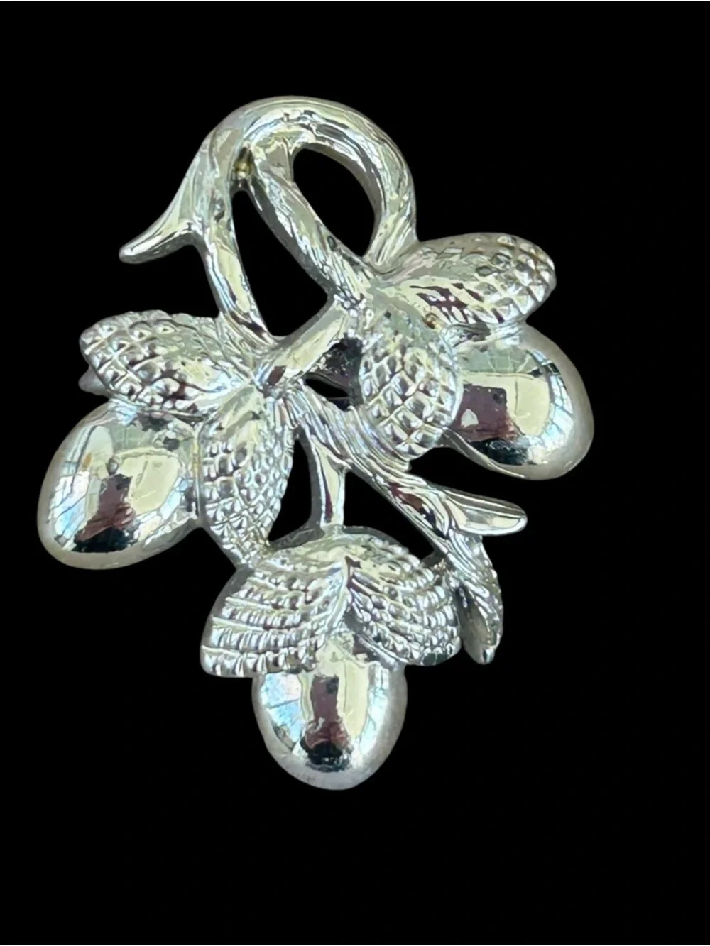 VTG Coro Acorn Clip On Earrings Silver Tone Oak Leaf Nature Signed 1